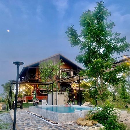 Rang Robin Farmstay With Swimming Pool Ban Wang Muang Εξωτερικό φωτογραφία